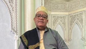 معالي وزير الشؤون الإسلامية الدكتور الشيخ عبداللطيف بن عبدالعزيز آل الشيخ في خدمة ضيوف خادم الحرمين الشريفين للحج.