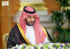 سمو ‫ولي العهد يرأس جلسة مجلس الوزراء في جدة.‬ ‬