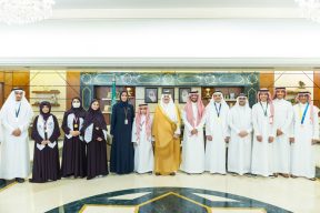 سمو أمير المنطقة الشرقية يستقبل طلاب وطالبات المنطقة الحاصلين على جوائز دولية لعام 2026م
