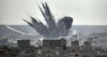 طائرات الأسد تُسوّي مبنيَيْن بالأرض وتقتل 20 مدنيًا قرب دمشق