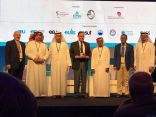 تكريم السعودي الاستشاري الدكتور   رياض الموسى في المؤتمر الدولي بالإمارات .