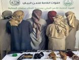 القوات الخاصة للأمن البيئي تقبض على 6 مخالفين لنظام البيئة لارتكابهم مخالفة صيد الوعل البري في محمية الأمير محمد بن سلمان الملكية