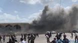 مع وصول الحكومة اليمنية الجديدة.. 3 انفجارات تهز مطار عدن