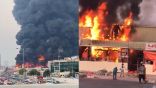 الإمارات.. حريق ضخم في سوق شعبي بعجمان (فيديو)